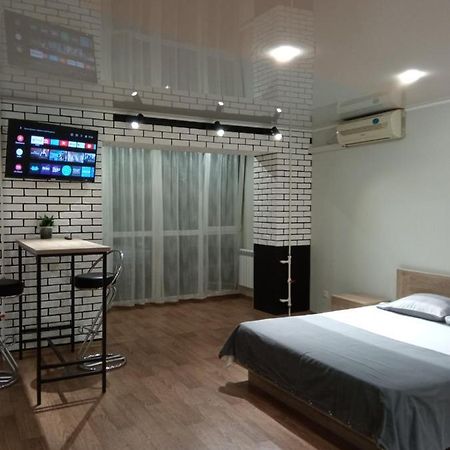 35 проспект Миру Apartment Кривой Рог Екстериор снимка