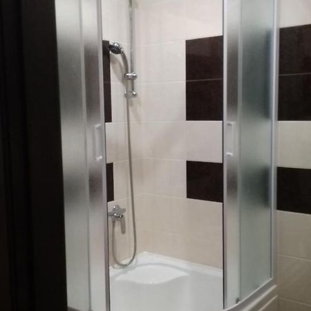 35 проспект Миру Apartment Кривой Рог Екстериор снимка